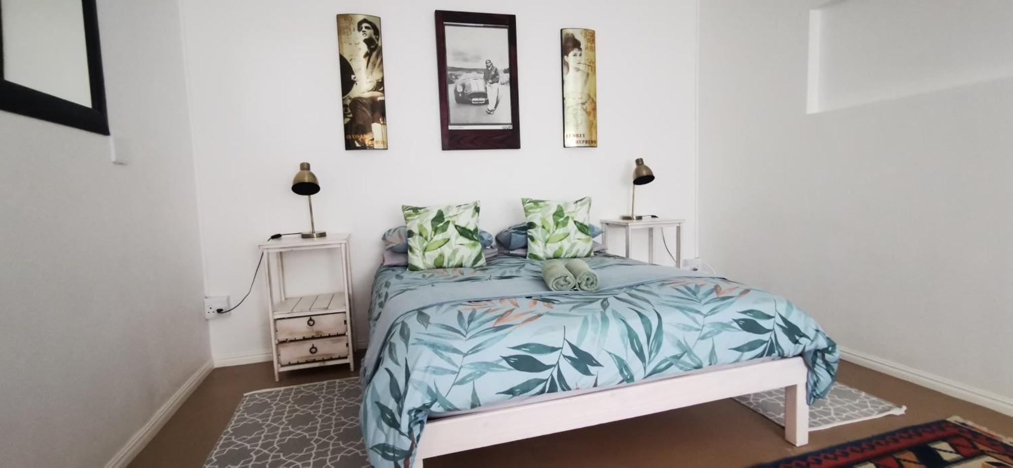 Hermanus Backpackers & Budget Accommodation Экстерьер фото