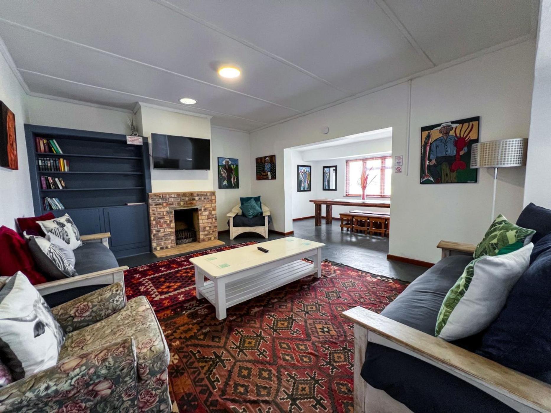 Hermanus Backpackers & Budget Accommodation Экстерьер фото