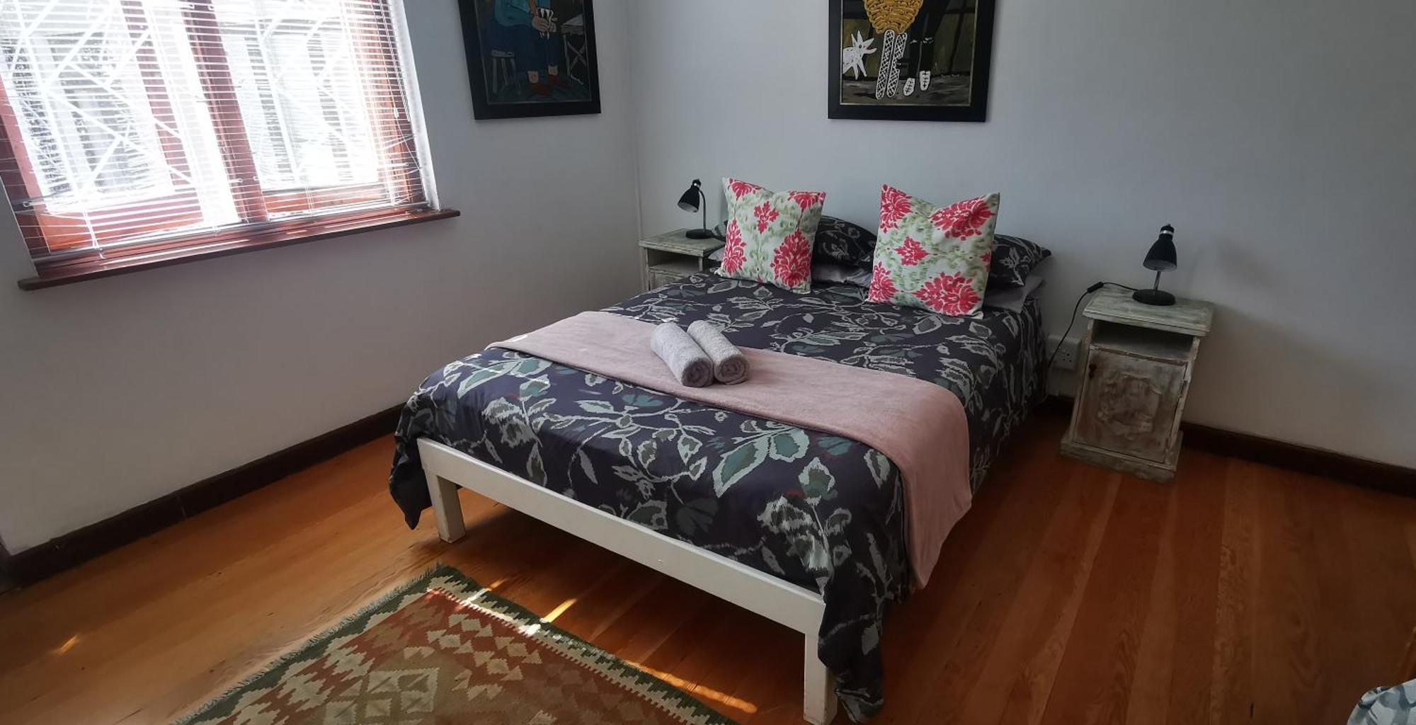 Hermanus Backpackers & Budget Accommodation Экстерьер фото