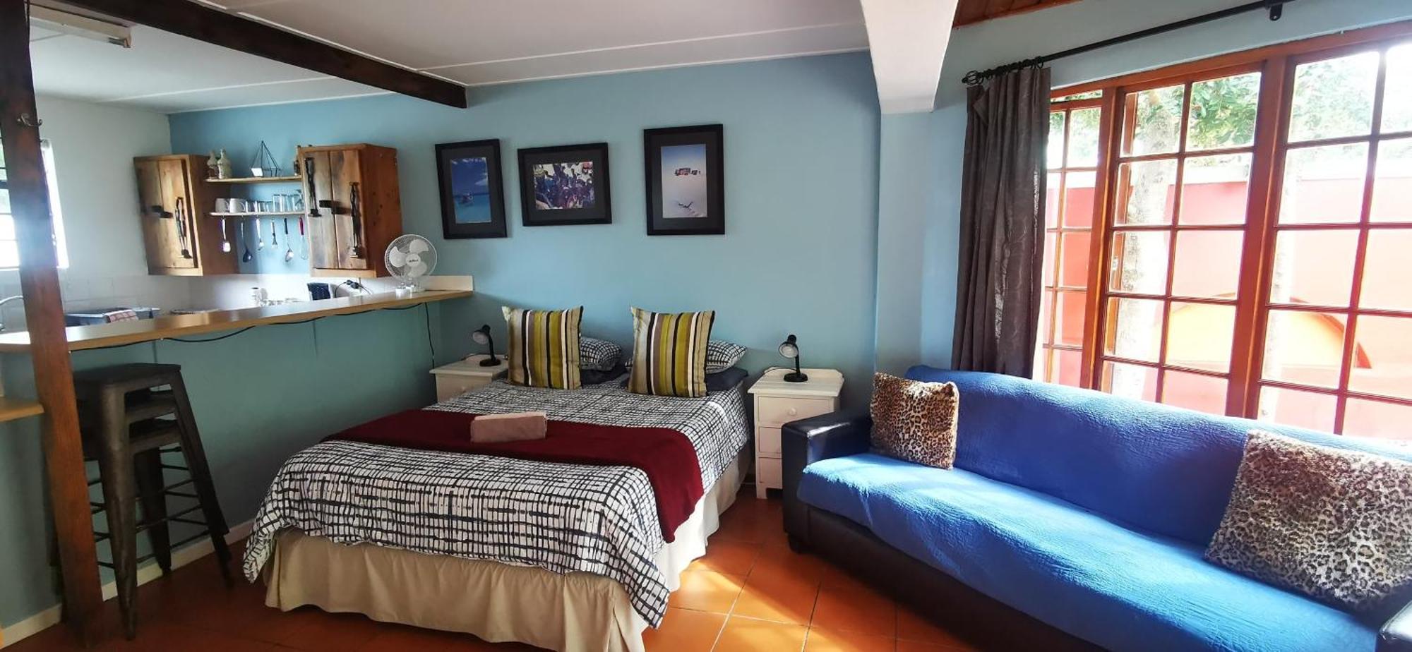 Hermanus Backpackers & Budget Accommodation Экстерьер фото