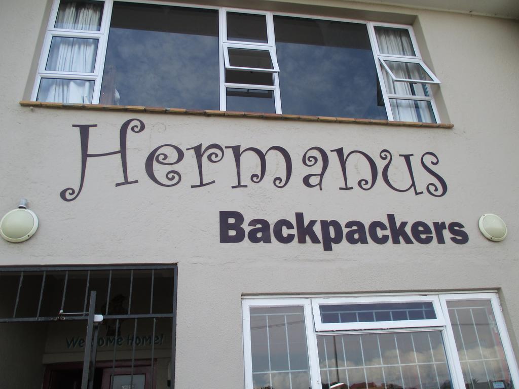 Hermanus Backpackers & Budget Accommodation Экстерьер фото